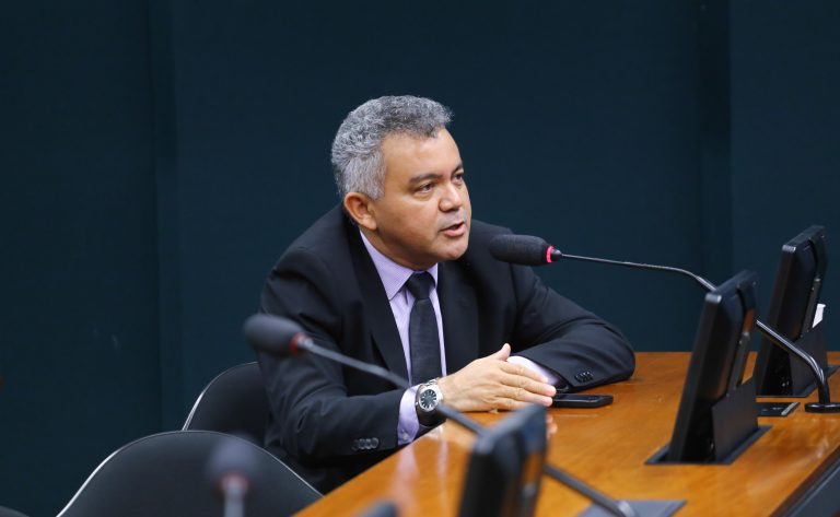 Instalação e eleição do presidente e dos vice-presidentes. Dep. Cleber Verde (MDB - MA)