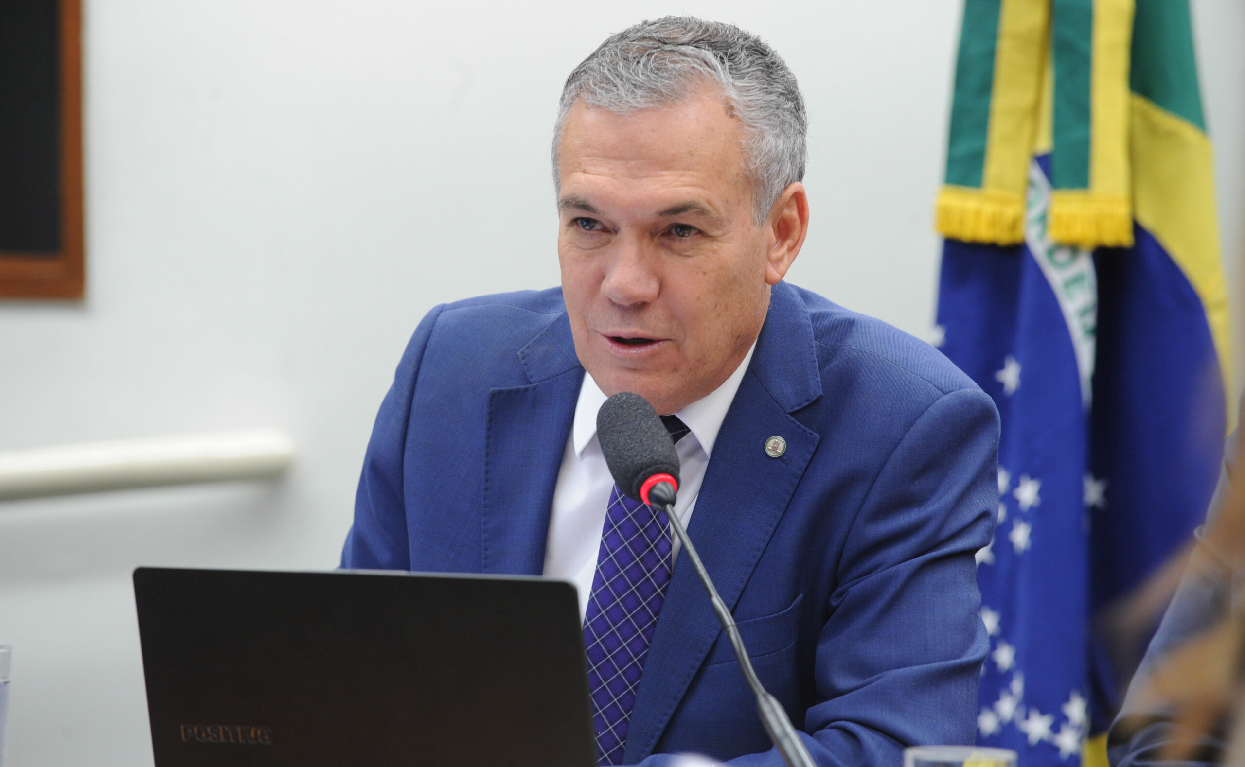 Seminário - Minerais críticos e estratégicos: desafios e fomento à produção. Dep. Zé Silva (SOLIDARIEDADE-MG) Deputado Zé Silva fala ao microfone
