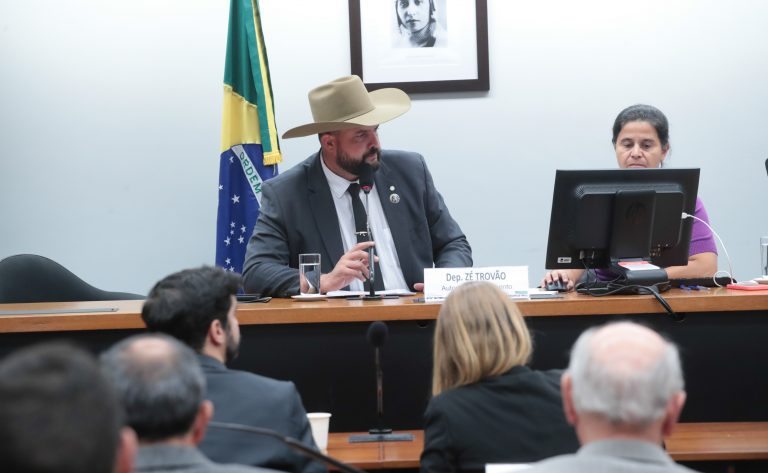 Audiência Pública - Perfil do caminhoneiro autônomo e políticas públicas aos profissionais do transporte rodoviário de cargas. Dep. Zé Trovão (PL - SC)