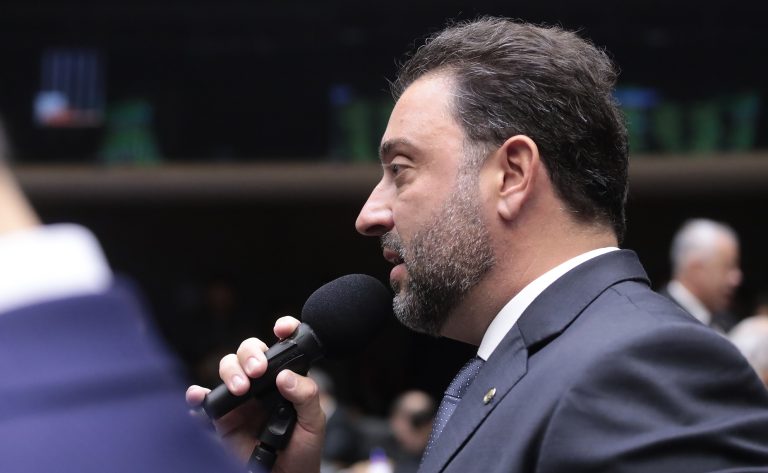 Discussão e votação de propostas legislativas. Dep. Átila Lira (PP - PI)