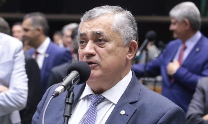 Discussão e votação de propostas legislativas. Dep. José Guimarães (PT - CE)