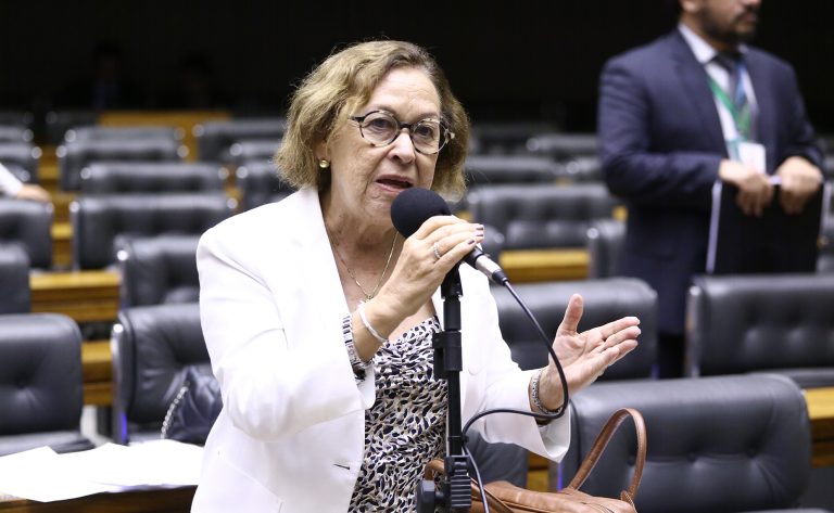 Discussão e votação de propostas legislativas. Dep. Lídice da Mata (PSB-BA)