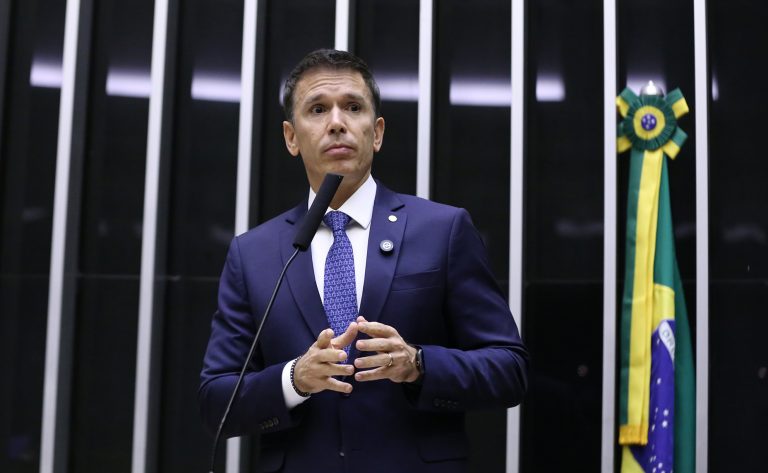 Possível extinção do Programa Emergencial de Retomada do Setor de Eventos -- Perse. Dep. Felipe Carreras (PSB - PE)