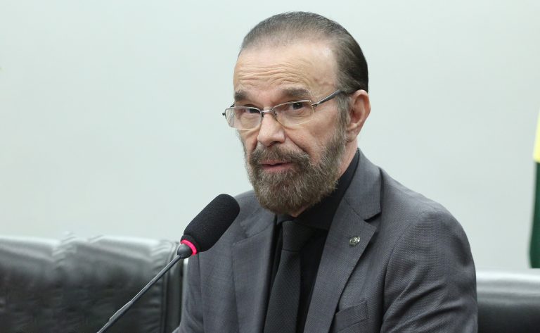 Discussão e votação de propostas legislativas. Dep. Lincoln Portela (PL - MG)