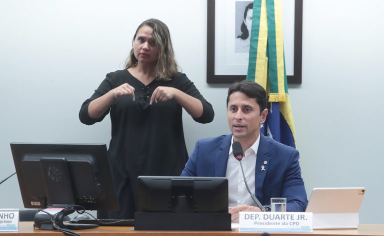 Audiência Pública - Homenagem ao Dia Mundial de Conscientização sobre o Autismo. Dep. Duarte Jr. (PSB - MA)