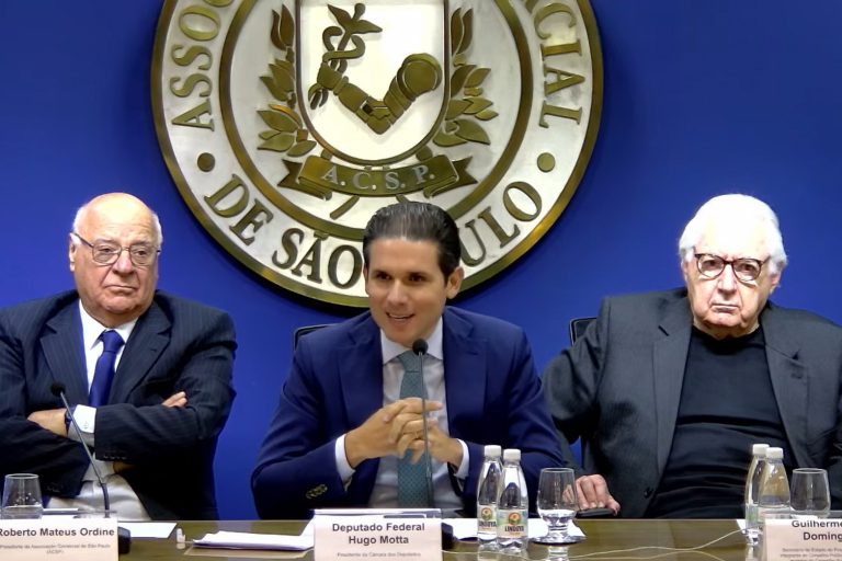 Deputado Hugo Motta participa do debate Atual cenário político brasileiro, promovido pela Associação Comercial de São Paulo