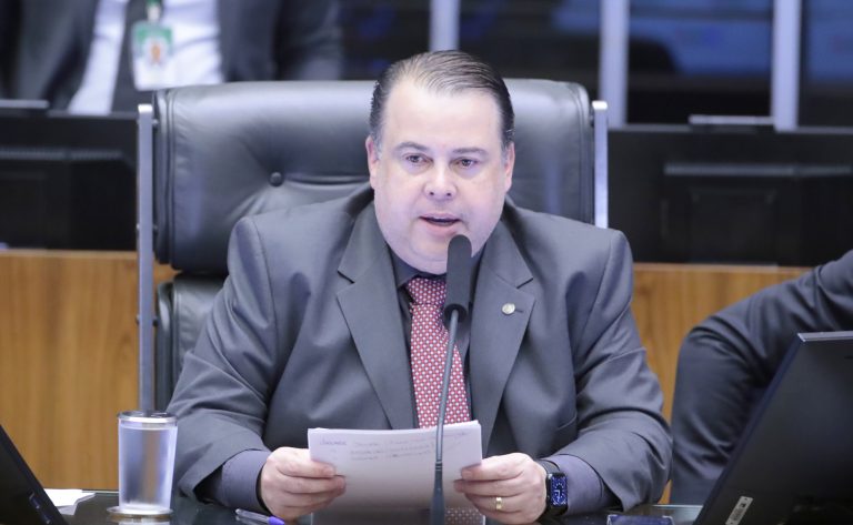 Homenagem às Conselheiras e Conselheiros Tutelares. Dep. Júlio Cesar Ribeiro (REPUBLICANOS - DF)