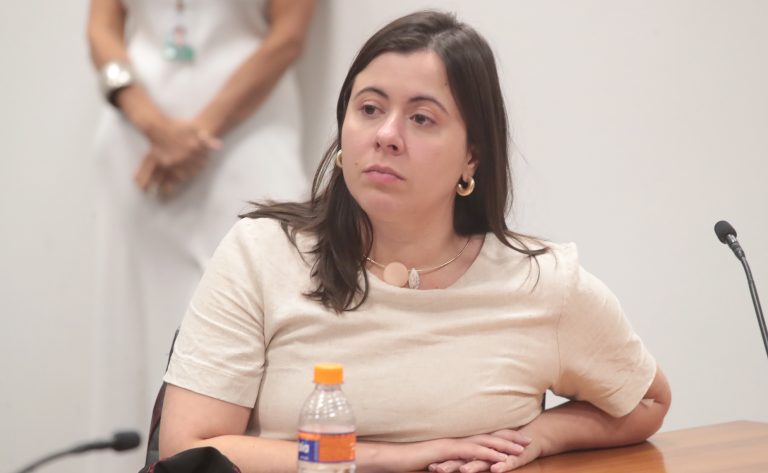 Reunião entre a Bancada Feminina e o novo Ministro da Saúde. Dep. Sâmia Bomfim (PSOL - SP)