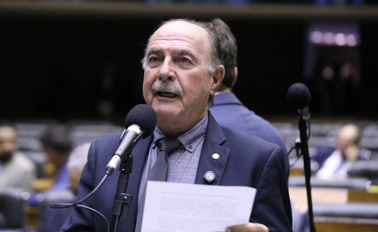 Discussão e Votação de Propostas Legislativas. Dep. Dr. Zacharias Calil (UNIÃO - GO)