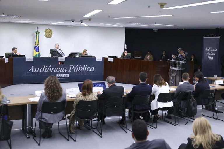 Ministro Flávio Dino conduz audiência pública sobre emendas ao Orçamento