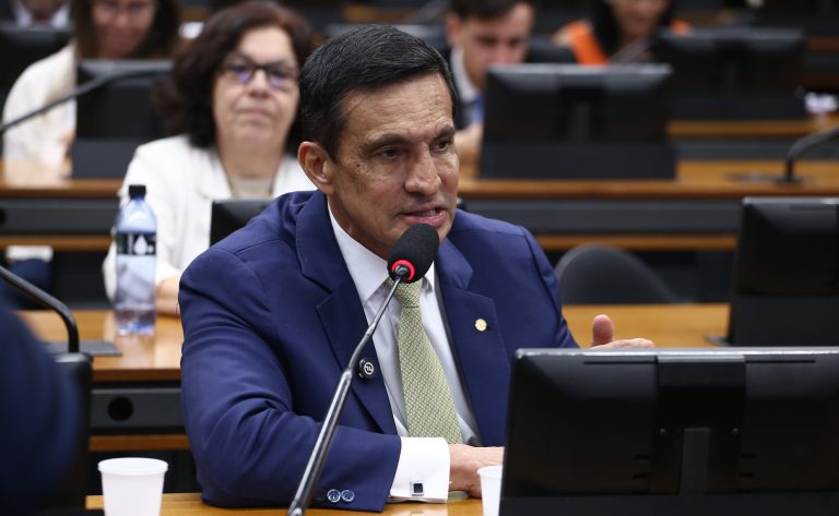 Debate sobre a Proposta de Emenda à Constituição nº 18/2025 (PEC da Segurança Pública). Dep. Sidney Leite (PSD - AM)