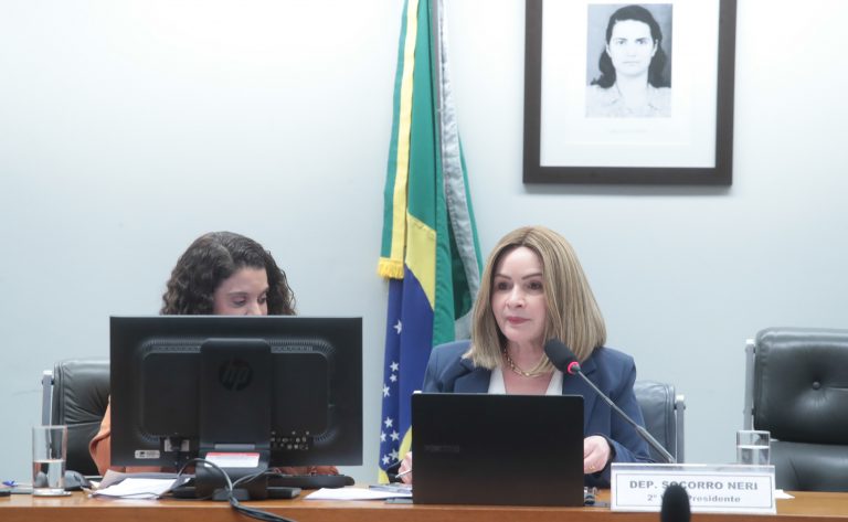 Audiência Pública Interativa - Profissionais da Educação Básica - Objetivo 16 do PNE. Dep. Socorro Neri (PP-AC)