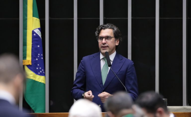 Discussão e Votação de Propostas Legislativas. Dep. Isnaldo Bulhões Jr. (MDB - AL)