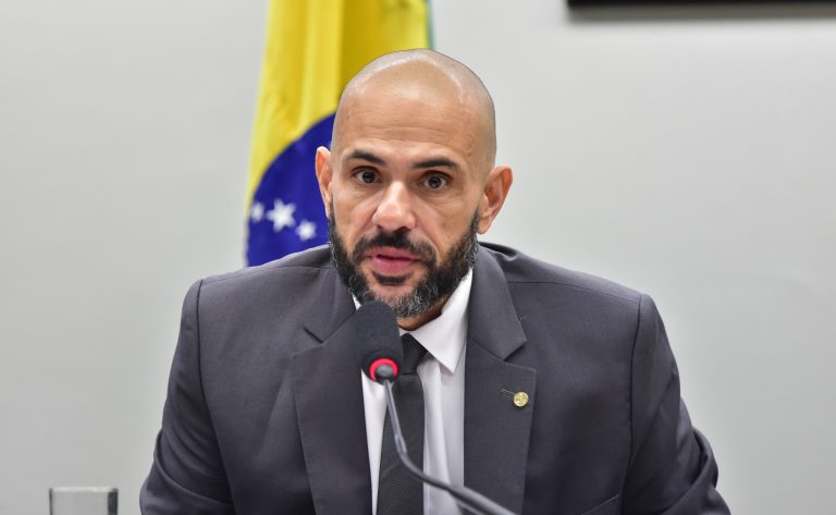 Audiência Pública - Projeto de Lei nº 317/2022 - Tempo de atividade militar mínimo para assegurar a remuneração integral. Dep. Sargento Portugal (PODE - RJ)