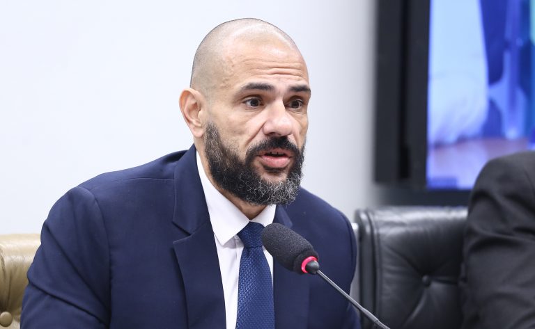 Audiência pública - Debate sobre a utilização de menores pelas facções criminosas e as fragilidades das políticas públicas socioeducativas. Dep. Sargento Portugal (PODE - RJ)