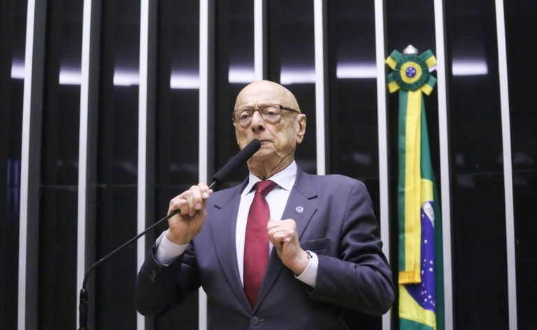 Deliberação de vetos presidenciais. Senador, Esperidião Amin (PP-SC).