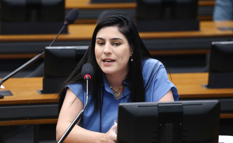Discussão e votação de propostas legislativas. Dep. Chris Tonietto (PL - RJ)