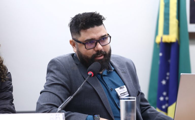 Audiência Pública - Debater o Combate ao Assédio e à Violência de Gênero nas Forças Policiais. Perito Criminal - Polícia Civil de Minas Gerais - PC/MG, Erick Souto Guimarães.