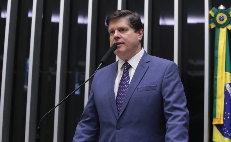 Proposições remanescentes da Sessão Anterior. Dep. Baleia Rossi (MDB - SP)