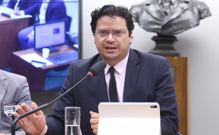 Audiência Pública - Subsídios públicos destinados à geração de energia a partir do carvão. Participante, Adalberto Maluf Filho