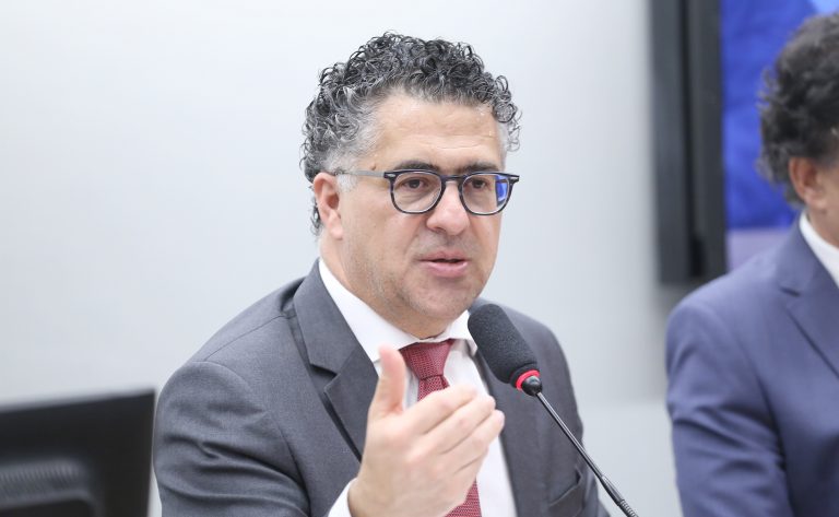 Audiência Pública - Novas relações de trabalho e o papel do Judiciário. Dep. Alencar Santana (PT - SP)