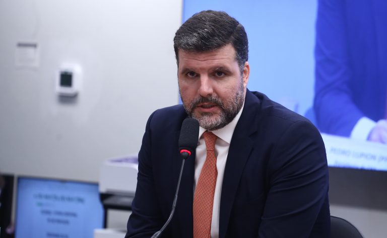 Audiência Pública - Fortalecimento da competitividade do setor lácteo nacional. Dep. Pedro Lupion (PP - PR)