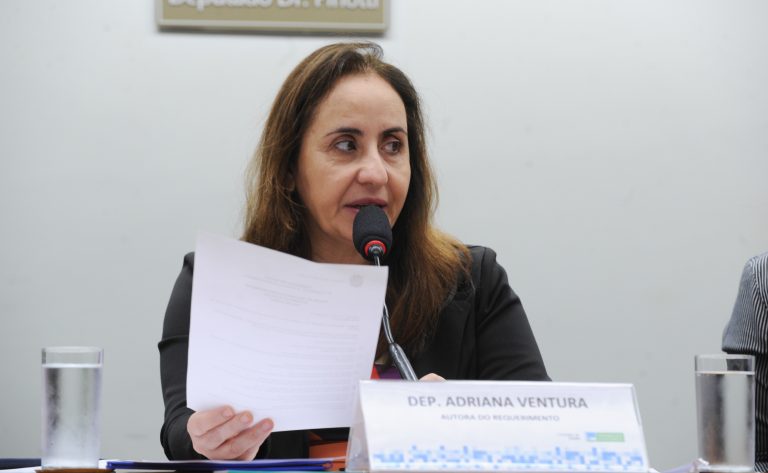 Audiência Pública - Medicina baseada em evidências no contexto da judicialização da saúde no Brasil. Dep. Adriana Ventura (NOVO - SP)