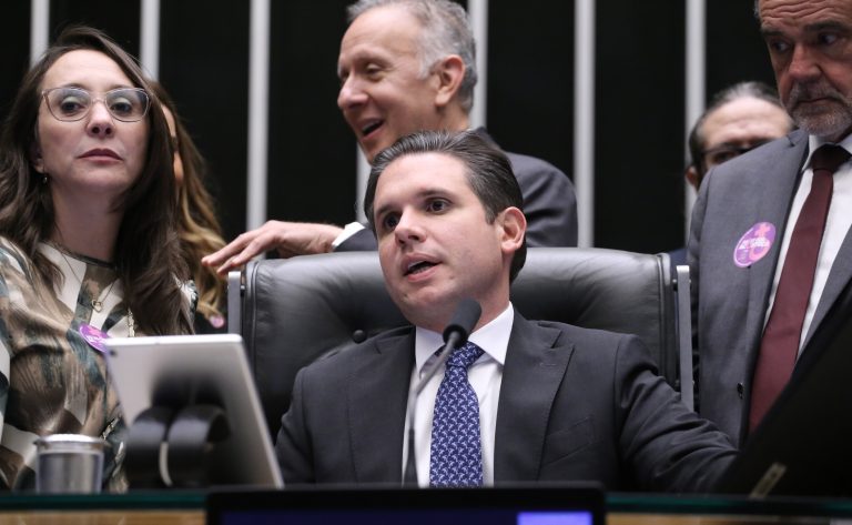 Discussão e votação de propostas legislativas. Presidente da Câmara dos Deputados, Hugo Motta (REPUBLICANOS - PB)