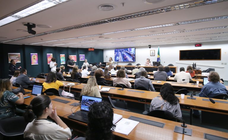 Audiência Pública – Regulamentação e Proteção dos(as) Trabalhadores(as) da Cultura