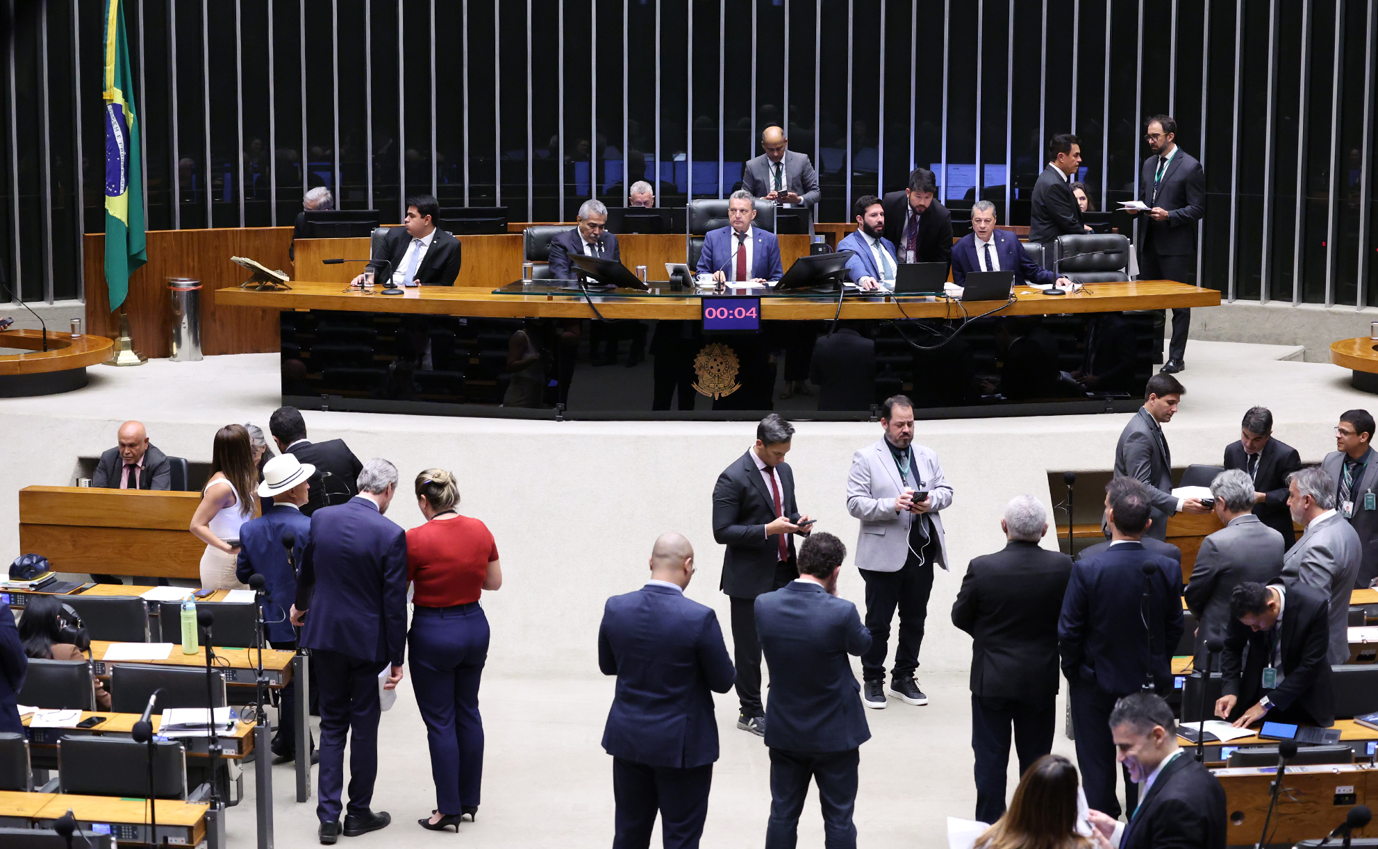 Discussão e Votação de propostas legislativas. Plenário – Sessão Deliberativa Extraordinária Presencial
