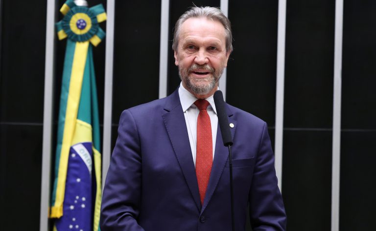 Discussão e Votação de propostas legislativas. Dep. Pedro Uczai (PT - SC)