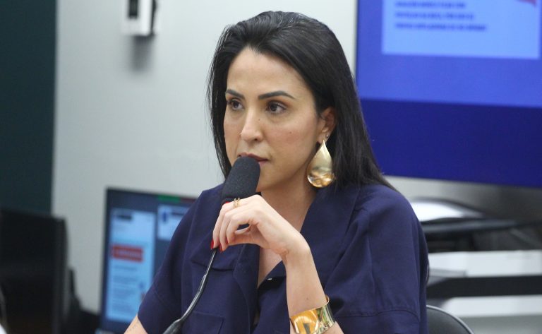 Audiência Pública - Da violência à responsabilização: ódio contra mulheres, crimes graves e desafios de implementação da lei. Perita Criminal e Coordenadora-Geral de Modernização Tecnológica, Beatriz Figueiredo.