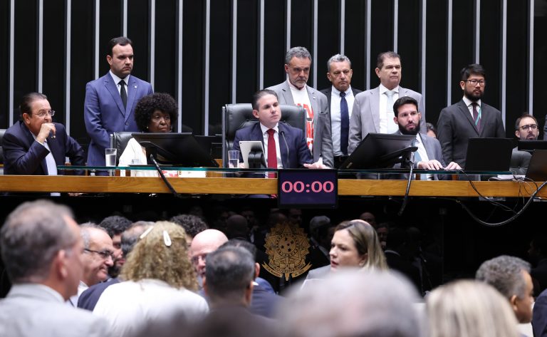 Discussão e Votação de propostas legislativas. Presidente da Câmara dos Deputados, Hugo Motta (REPUBLICANOS - PB)