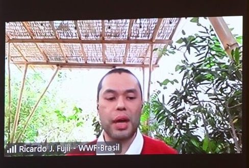 Custo de vida e dependência dos Combustíveis Fósseis: Caminhos para reduzir a vulnerabilidade econômica. Analista da Word Wide Fund for Natrure - WWF Brasil, Ricardo Fuji.