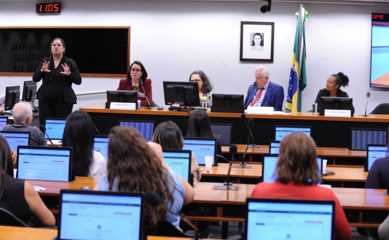 Seminário: Autismo e Famílias Atípicas.