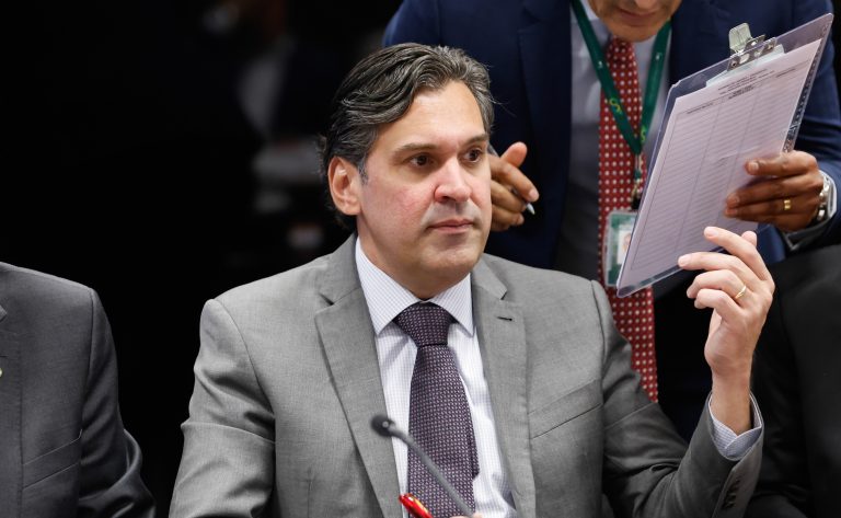 Reunião de Líderes. Dep. Isnaldo Bulhões Jr. (MDB-AL)