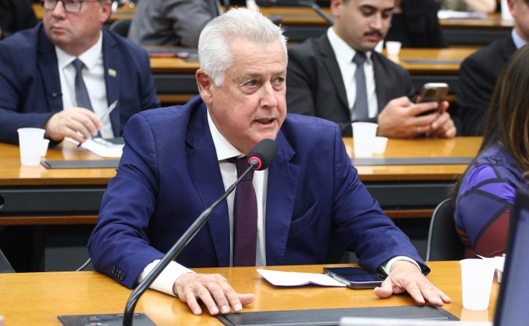 Audiência Pública - Novo enquadramento do Microempreendedor Individual (MEI) e atualização do Simples Nacional. Dep. Rodrigo Rollemberg (PSB-DF)