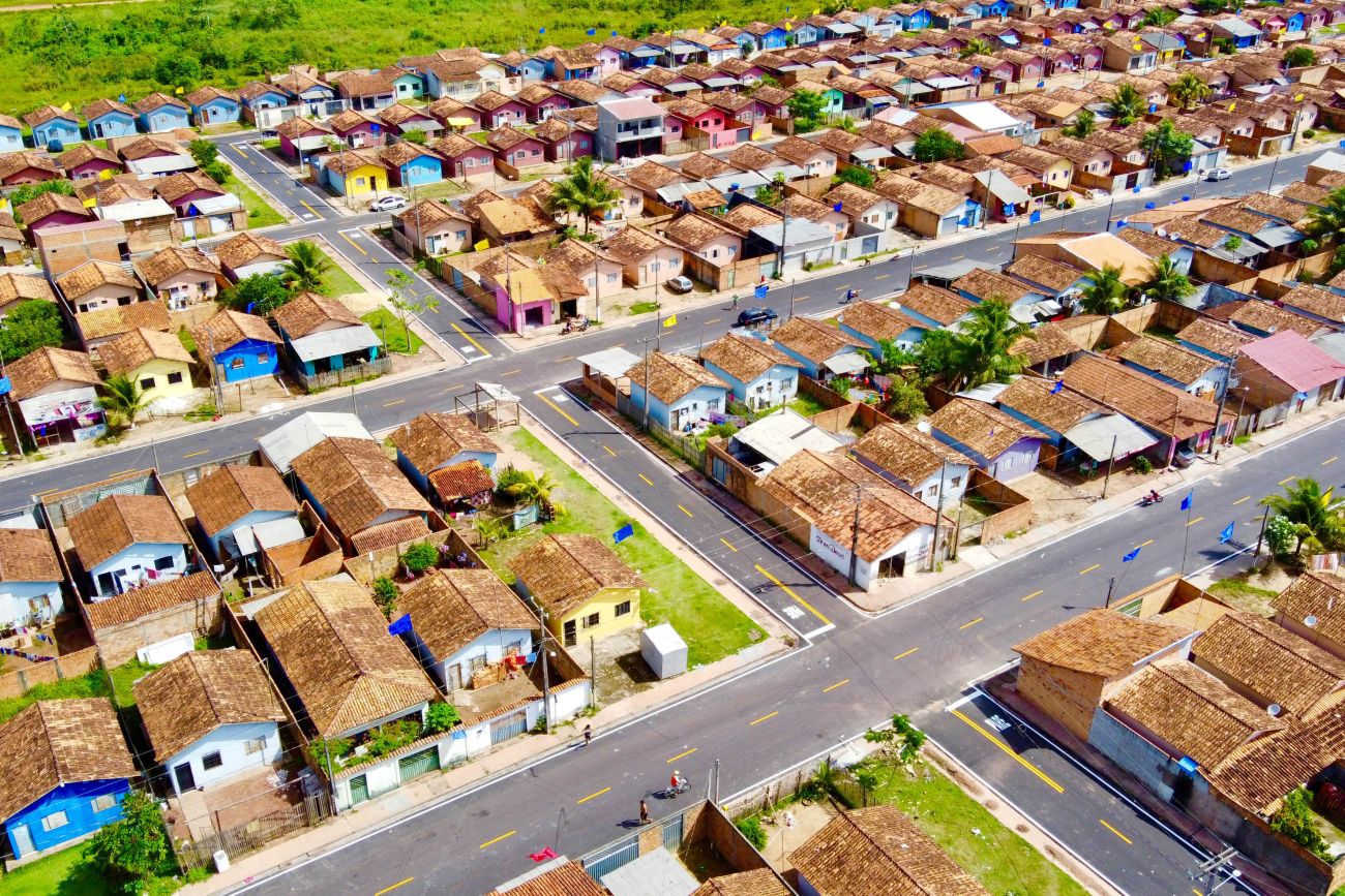 Cidades - infraestrutura - conjunto habitacional - casas - moradia - cidade - município - interior - Governo entrega reurbanização completa de 11 vias de conjuntos em Santa Izabel do Pará Cidades - infraestrutura - conjunto habitacional - casas - moradia - cidade - município - interior - Governo entrega reurbanização completa de 11 vias de conjuntos em Santa Izabel do Pará