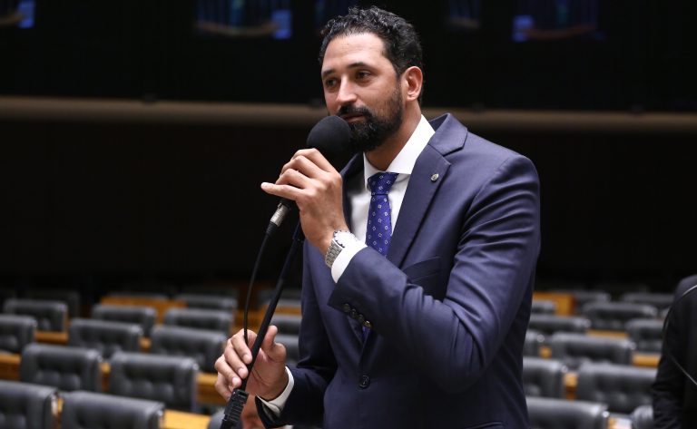 Discussão e votação de propostas legislativas. Dep. Mauricio do Vôlei (PL-MG)